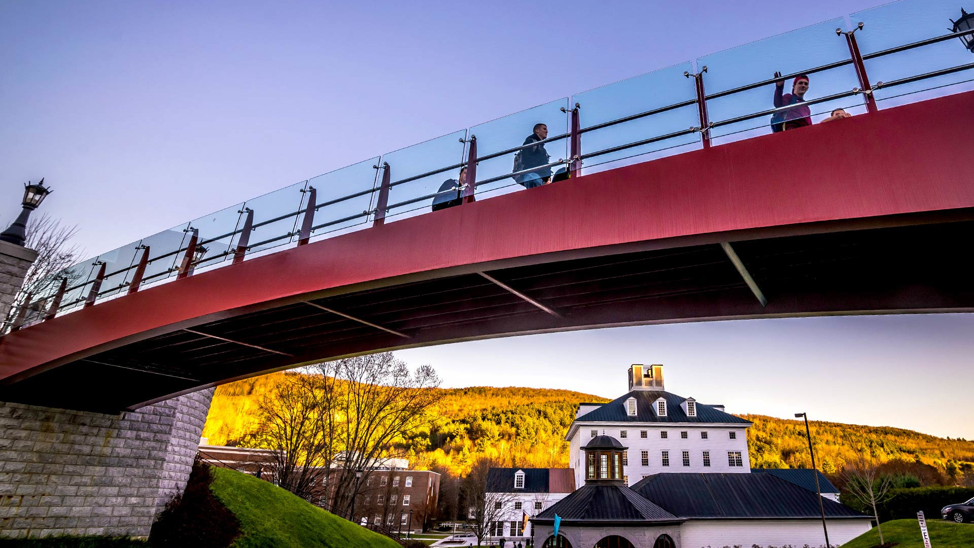 Campus Bridge - Beauty Fall Scenic